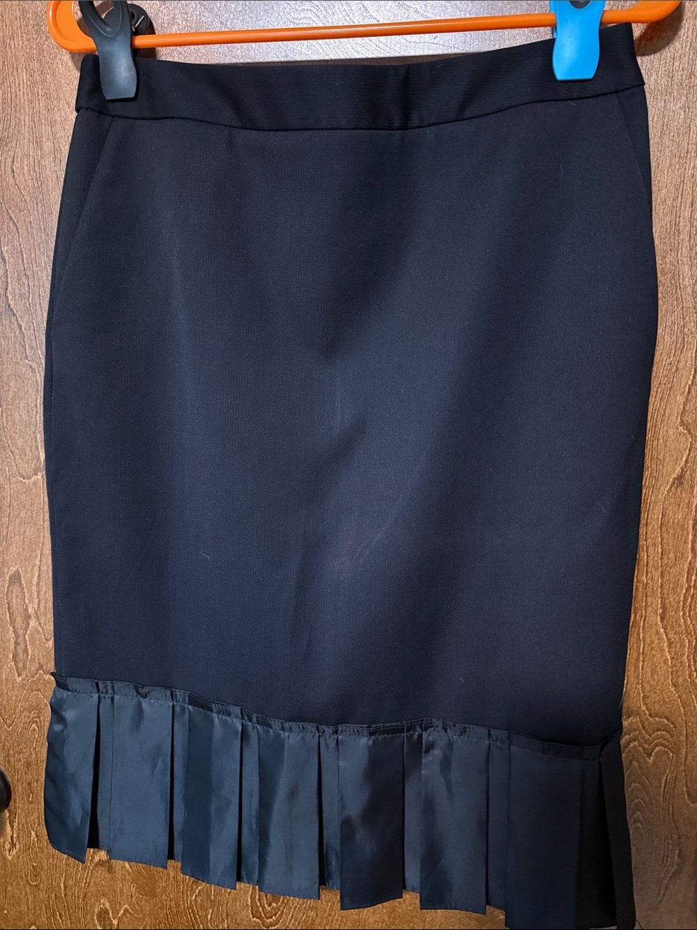 Simply Vera Vera Wang Black Pencil Skirt with Pleated Satin Hem